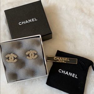 Chanel CC Pearl Earrings